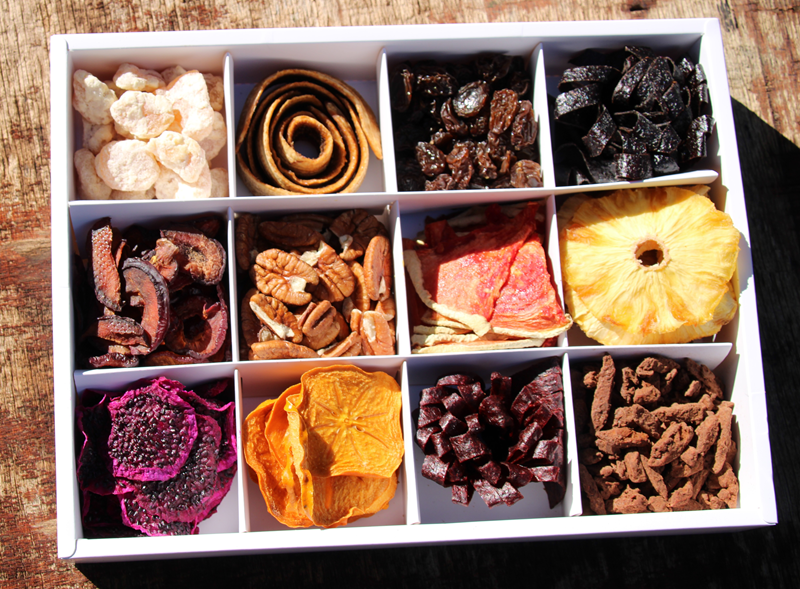 מארז פירות עם נגיעה של שוקולד